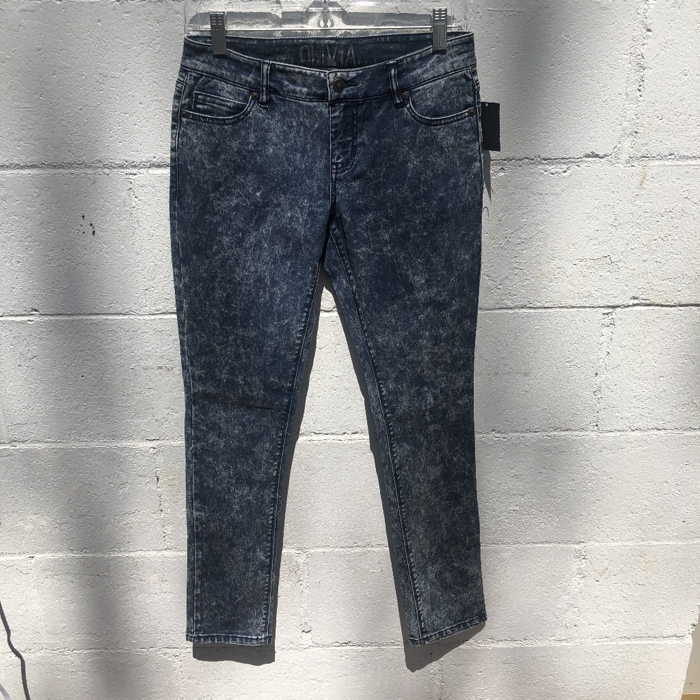 Delias "Olivia" blue acid wash skinny jeans NWT